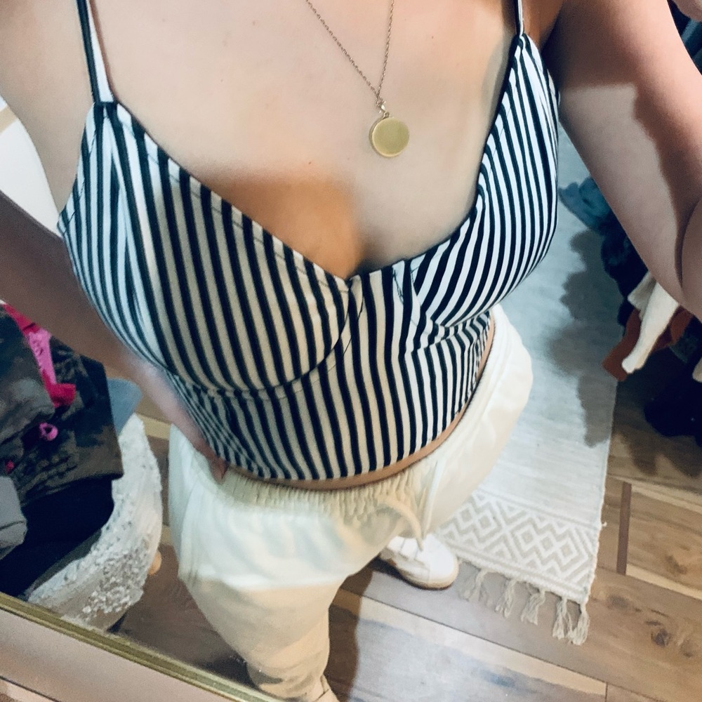 Amuse society top